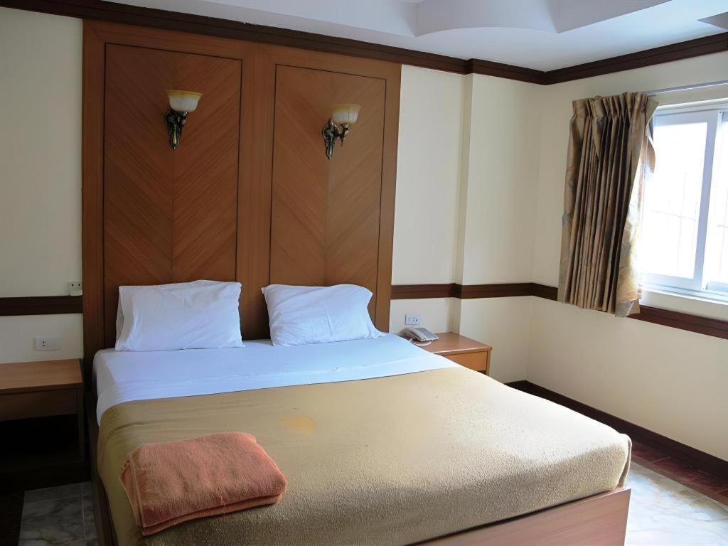 P.72 Hotel Pattaya Extérieur photo