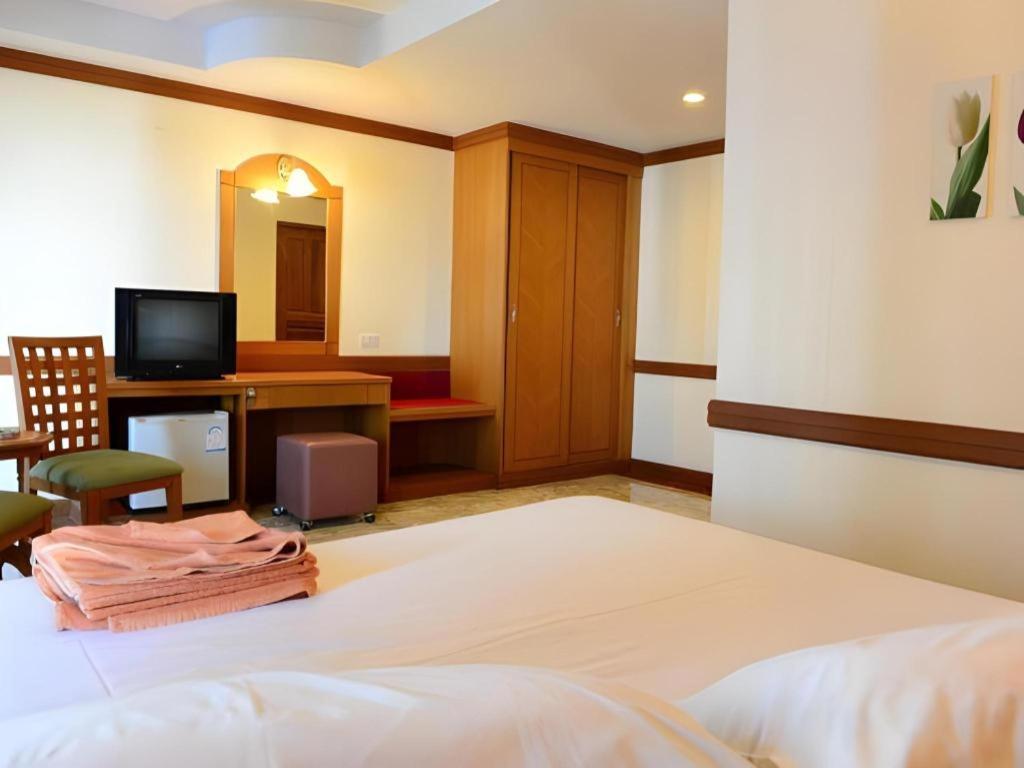 P.72 Hotel Pattaya Extérieur photo
