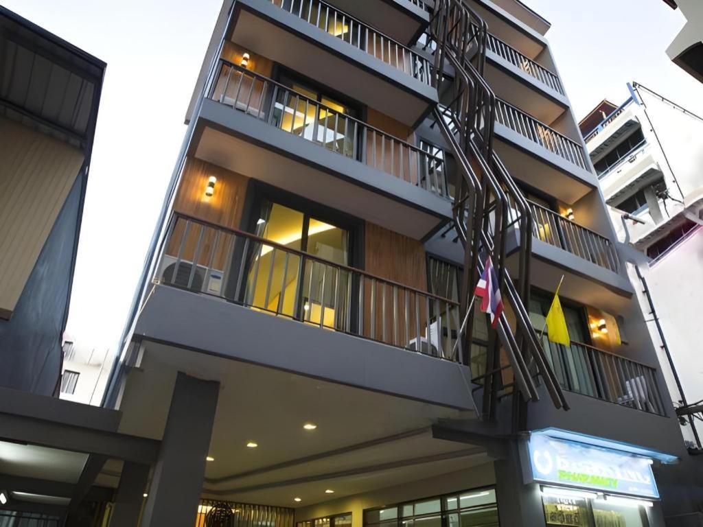 P.72 Hotel Pattaya Extérieur photo
