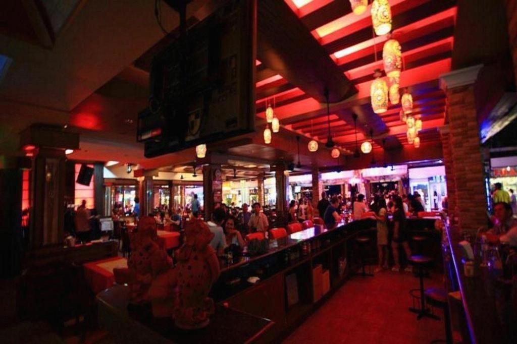 P.72 Hotel Pattaya Extérieur photo